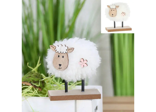 Bezauberndes Schaf auf Holzsockel, Klein, ca. 9x10cm - Ländliche Deko TK Gruppe® Grosshandel 