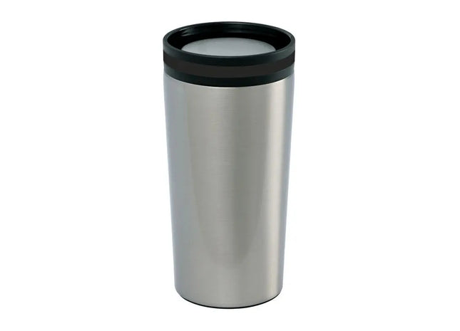 DRINQEO Thermobecher – stilvoller zweifarbiger Isolierbecher in Silber und Schwarz TK Gruppe® Grosshandel 