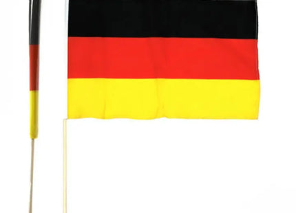 Deutschland Fanfahne 60x90cm mit 110cm Holzstiel – Nationalstolz TK Gruppe® Grosshandel 