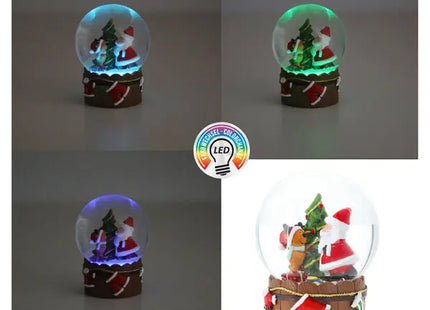 Große LED Schneekugel, Weihnachtsmann mit Baum, 11 cm - Zauberhafte Winterdeko TK Gruppe® Grosshandel 