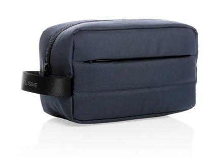 Impact AWARE™ RPET Kulturbeutel in Navyblau - Öko-Smart & Robust, 100 Zeichen TK Gruppe® Grosshandel 