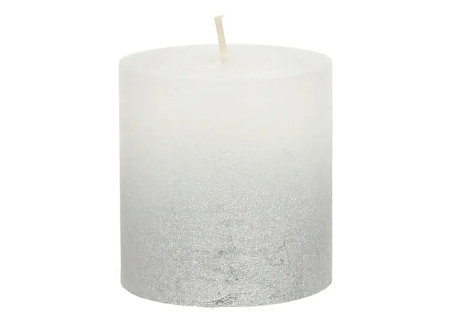 Kleine weiß-silberne Stumpenkerze mit Glitzer, ca. 7cm hoch - Elegante Kerze für festliche Dekoration TK Gruppe® Grosshandel 