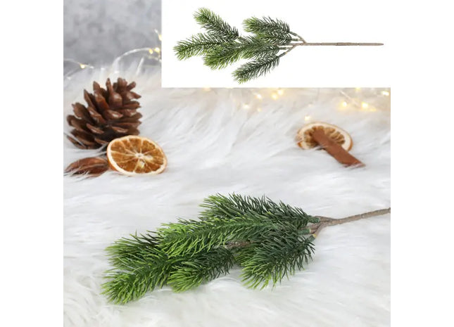 Kompakter Grüner Künstlicher Tannenzweig, Dekoratives Element, Ca. 35cm Hoch TK Gruppe® Grosshandel 