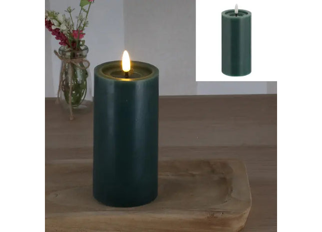 LED Echtwachskerze SHINE in Grün, 7,5x15 cm - Beruhigendes Lichtelement TK Gruppe® Grosshandel 