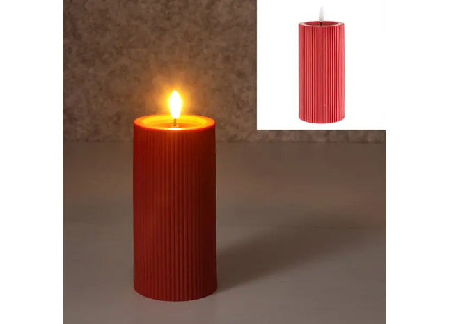 LED-Kerze mit Rille, rot, L, 7,5x15 cm hoch – Realistische, stilvolle Dekobeleuchtung TK Gruppe® Grosshandel 
