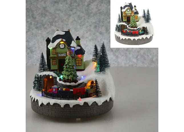 LED-Winterlandschaft mit Zug und Baum, Bezaubernde Feiertagsdeko, 18x17cm TK Gruppe® Grosshandel 