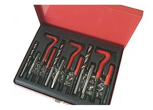 REPARTURSATZ FUR GEWINDE: Hochwertiger Gewindereparatursatz - Professionelles Werkzeugset zur Wiederherstellung beschädigter Gewinde TK Gruppe® Grosshandel 