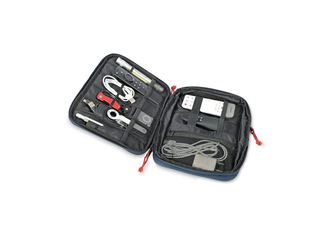 Troika GO URBAN TECH POUCH - Stilvolle Kabeltasche in Dunkelblau TK Gruppe® Grosshandel 