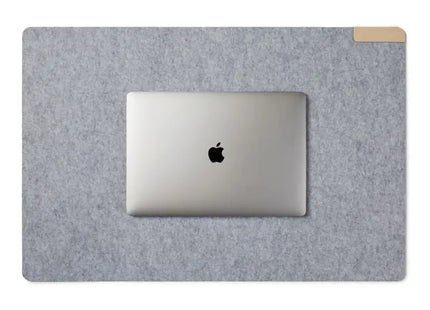 VINGA Albon Schreibtischmatte aus recyceltem Filz, GRS-zertifiziert - Grau TK Gruppe® Grosshandel 