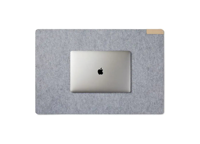 VINGA Albon Schreibtischmatte aus recyceltem Filz, GRS-zertifiziert - Grau TK Gruppe® Grosshandel 