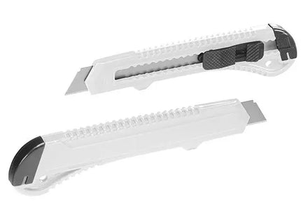 Vielseitiger Cutter Alpha – hochwertig, weiß, scharf und ergonomisch TK Gruppe® Grosshandel 