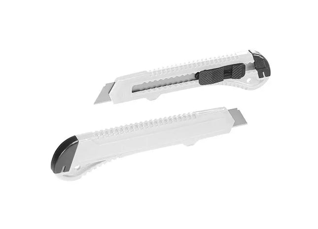 Vielseitiger Cutter Alpha – hochwertig, weiß, scharf und ergonomisch TK Gruppe® Grosshandel 