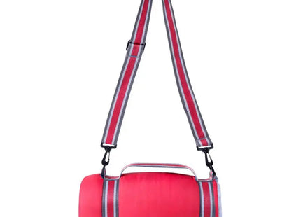 Zoran Picknickdecke in Rot – Robust & Farbenfroh für Outdoor-Spaß TK Gruppe® Grosshandel 
