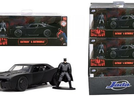 Batman 1:32 Batman & Batmobile 7,5x20,5cm in display