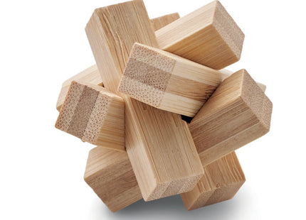 Bambus-Denkspiel in Sternform