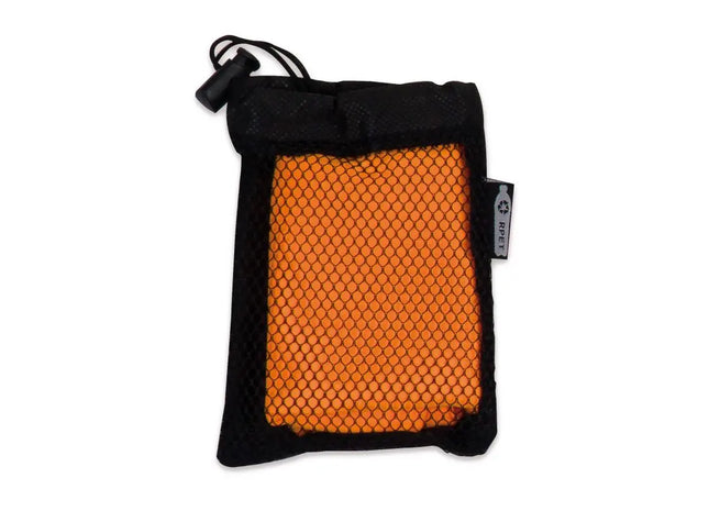 Kühlendes Handtuch aus RPET-Material, 30x80cm - schwarz/orange, ideal für Sport und Outdoor TK Gruppe® Grosshandel 